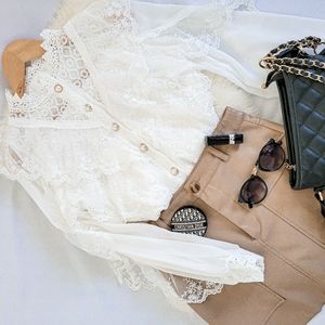 VERSAILLE - Lace Top